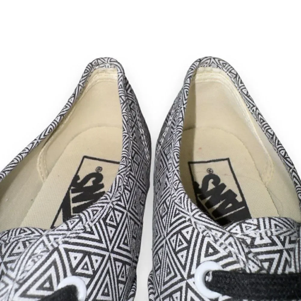Vans Authentic Slim‎ Skate Sneakers 